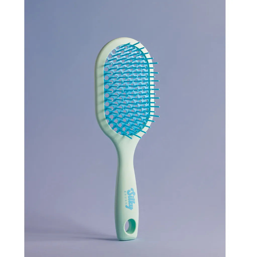 Silky Brush Berry Bloom – ammattiharja kiharoiden selvitykseen-Silky Curl-Kauneustori