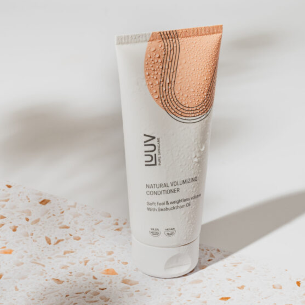 Luuv  Natural Volumizing hoitoaine 200 ml